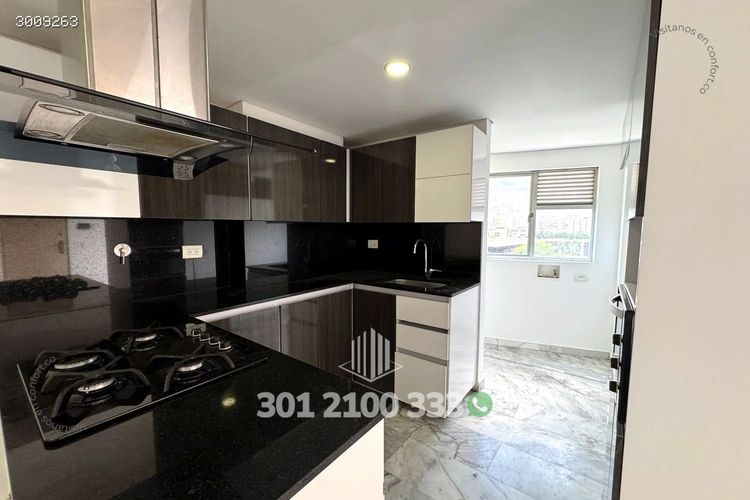 Apartamento de 3 alcobas en venta en Conquistadores, Medellín, 100 m² · foto 13 de 24
