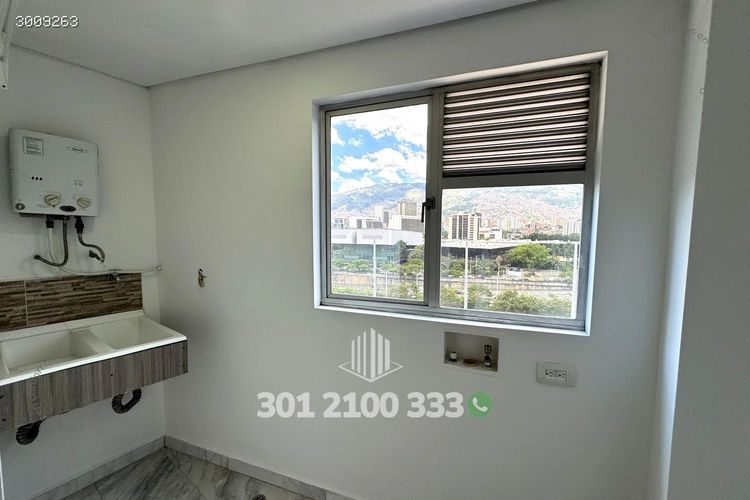 Apartamento de 3 alcobas en venta en Conquistadores, Medellín, 100 m² · foto 14 de 24