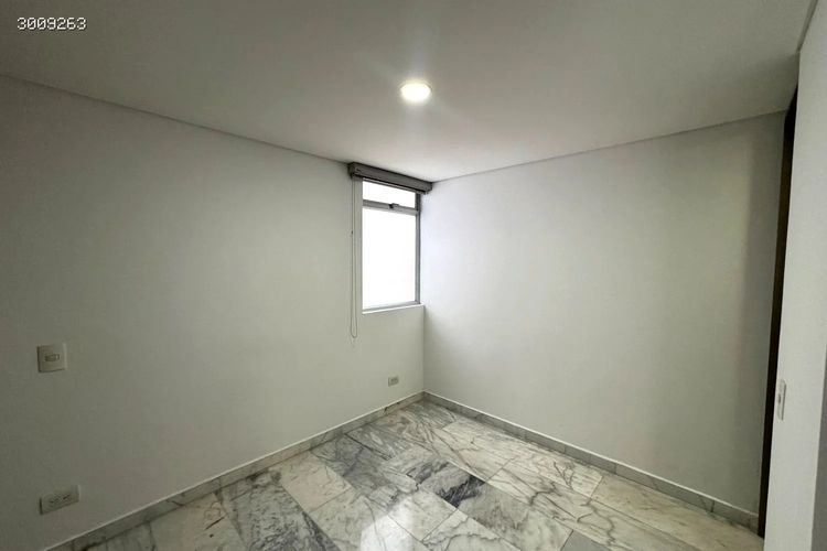 Apartamento de 3 alcobas en venta en Conquistadores, Medellín, 100 m² · foto 16 de 24