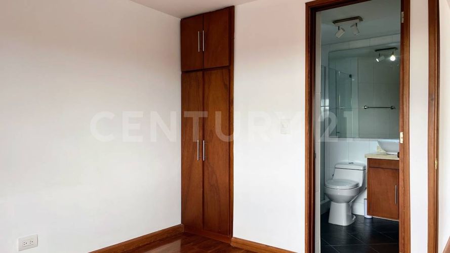 Apartaestudio en venta en Cedritos, Bogotá, 42 m² · foto 7 de 11