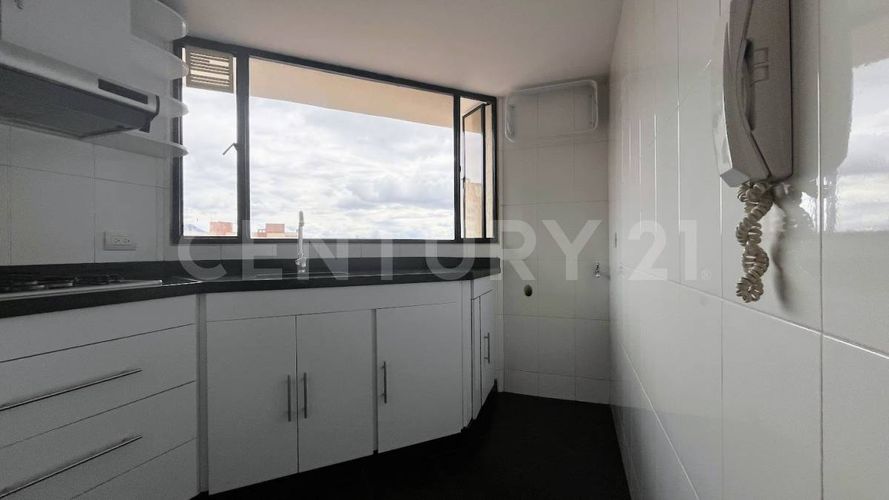 Apartaestudio en venta en Cedritos, Bogotá, 42 m² · foto 10 de 11