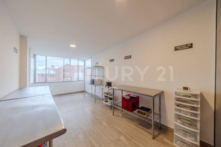 Oficina en venta en San Miguel, Chía, 242 m² · foto 16 de 22