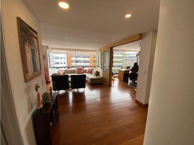 Apartamento en venta en Chico, Bogotá · foto 13 de 24