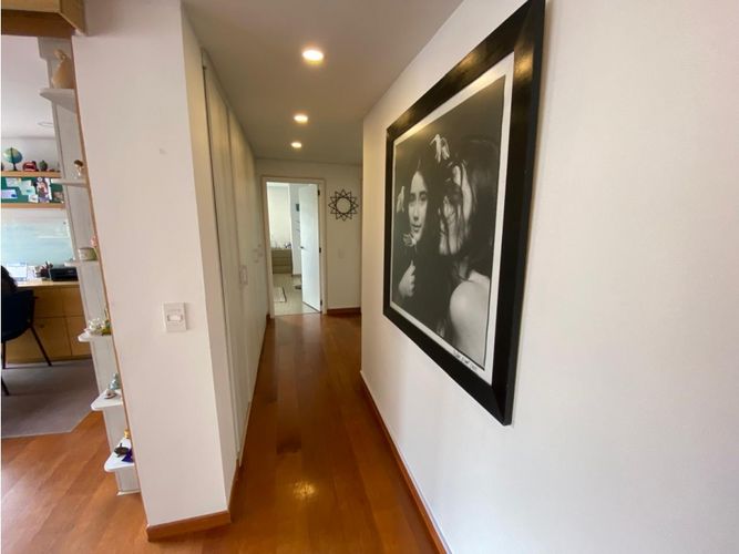Apartamento en venta en Chico, Bogotá · foto 18 de 24