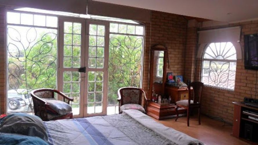 Casa de 4 alcobas en venta en Tiquiza, Chía, 220 m² · foto 3 de 15
