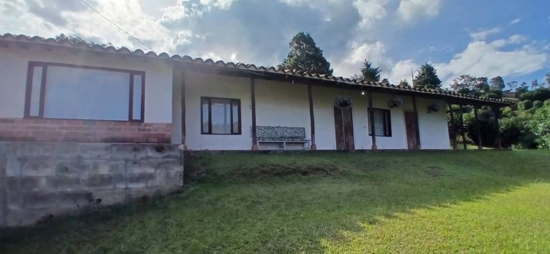 Finca en venta en Pantanillo, El Retiro, 80 m² · foto 2 de 24