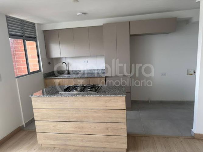 Apartamento de 2 alcobas en venta en Robledo, Medellín, 68 m² · foto 1 de 21