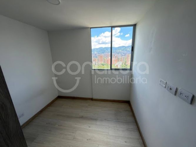 Apartamento de 2 alcobas en venta en Robledo, Medellín, 68 m² · foto 9 de 21