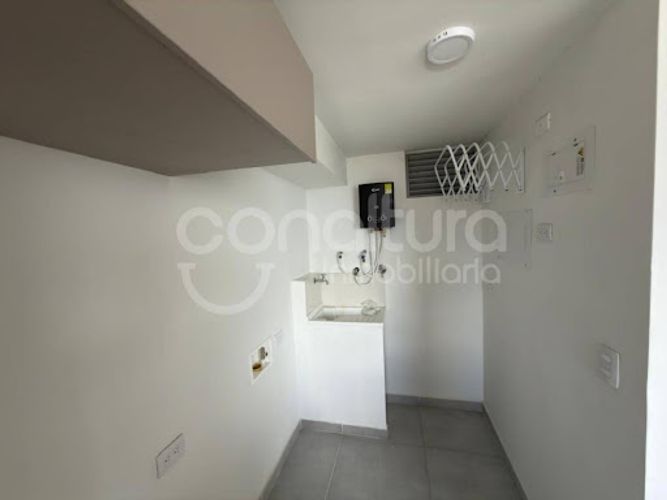 Apartamento de 2 alcobas en venta en Robledo, Medellín, 68 m² · foto 11 de 21