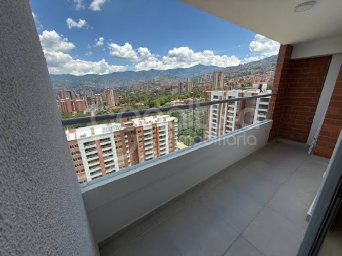 Apartamento de 2 alcobas en venta en Robledo, Medellín, 68 m² · foto 16 de 21