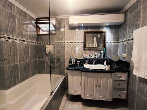 Casa de 4 alcobas en venta en Altos Del Poblado, Medellín, 350 m² · foto 12 de 24