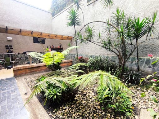 Casa de 4 alcobas en venta en Altos Del Poblado, Medellín, 350 m² · foto 23 de 24