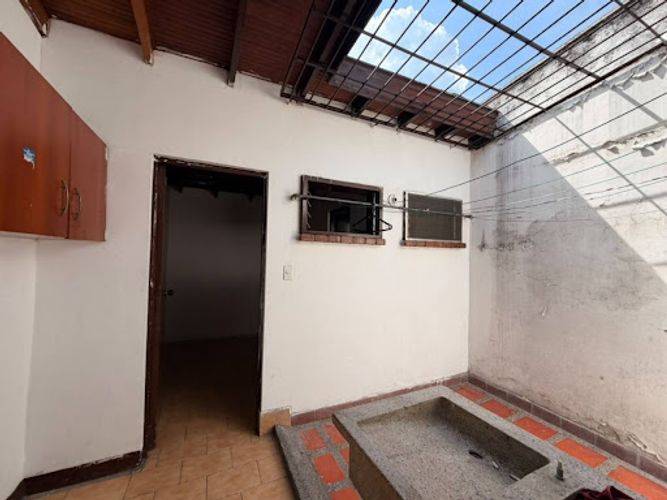 Casa de 4 alcobas en venta en Prado, Medellín, 218 m² · foto 6 de 24