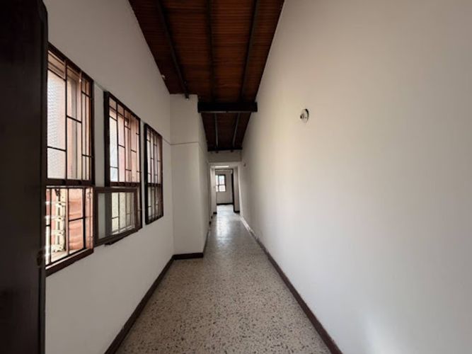Casa de 4 alcobas en venta en Prado, Medellín, 218 m² · foto 10 de 24