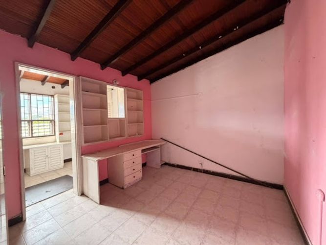 Casa de 4 alcobas en venta en Prado, Medellín, 218 m² · foto 12 de 24