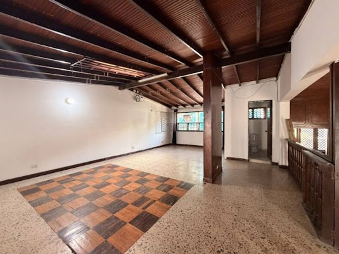 Casa de 4 alcobas en venta en Prado, Medellín, 218 m² · foto 22 de 24