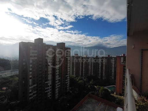 Apartamento de 2 alcobas en venta en Vereda Los Gomez, Itagüí, 53 m² · foto 17 de 17