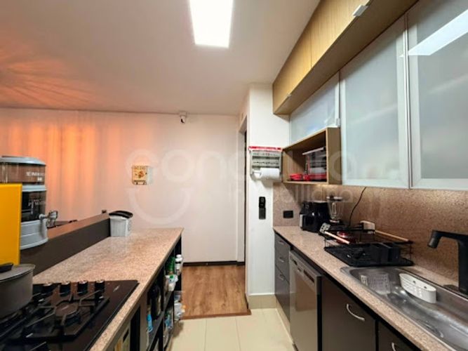 Apartamento de 1 alcoba en venta en Cumbres, Envigado, 124 m² · foto 6 de 24