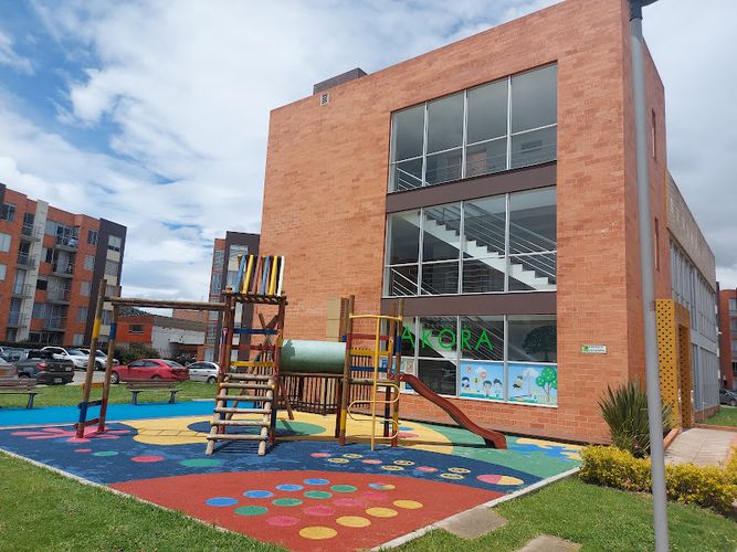 Casa de 3 alcobas en arriendo en Sector La Esmeralda, Tocancipá, 95 m² · foto 3 de 21