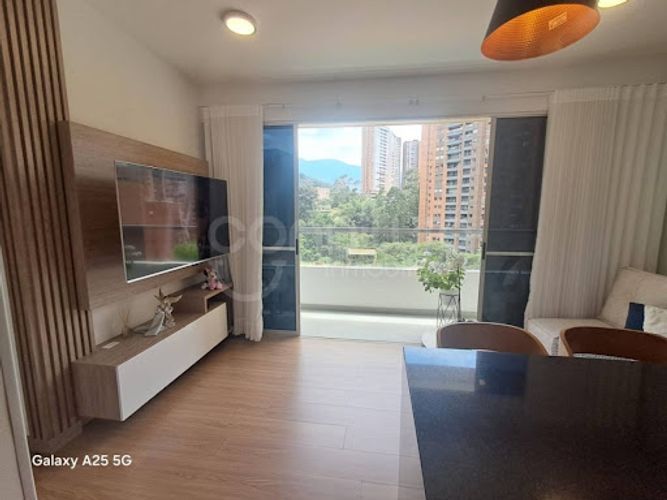 Apartamento de 2 alcobas en venta en San Jose, Sabaneta, 58 m² · foto 3 de 12