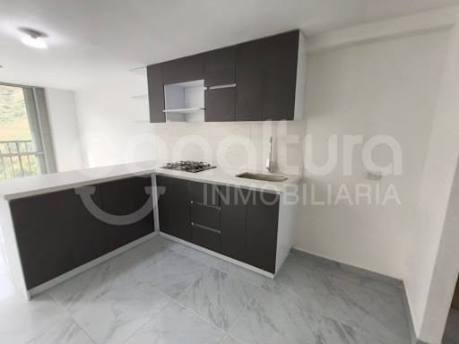 Apartamento de 2 alcobas en arriendo en La Navarra, Piedecuesta, 55 m² · foto 2 de 15