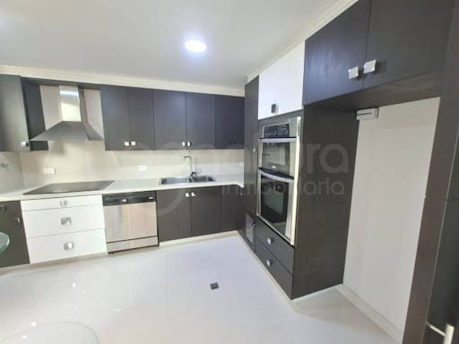 Apartamento de 4 alcobas en arriendo en Portaton Del Poblado, Envigado, 180 m² · foto 3 de 24