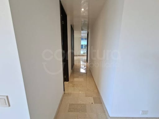 Apartamento de 4 alcobas en arriendo en Portaton Del Poblado, Envigado, 180 m² · foto 12 de 24