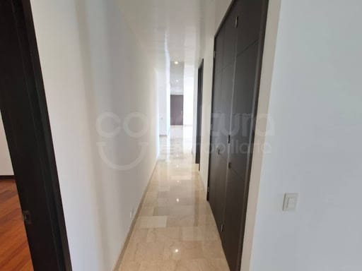 Apartamento de 4 alcobas en arriendo en Portaton Del Poblado, Envigado, 180 m² · foto 13 de 24