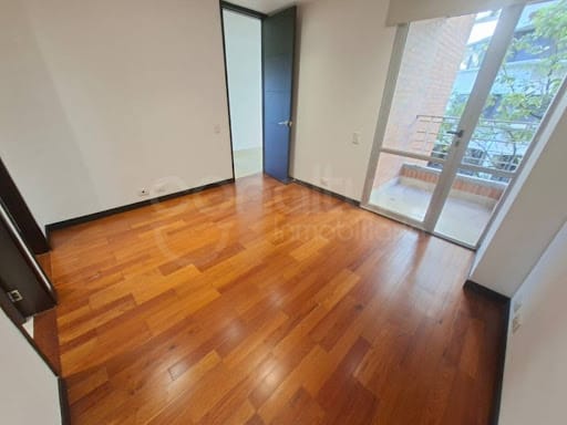 Apartamento de 4 alcobas en arriendo en Portaton Del Poblado, Envigado, 180 m² · foto 19 de 24