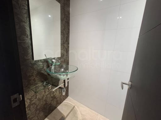 Apartamento de 4 alcobas en arriendo en Portaton Del Poblado, Envigado, 180 m² · foto 22 de 24