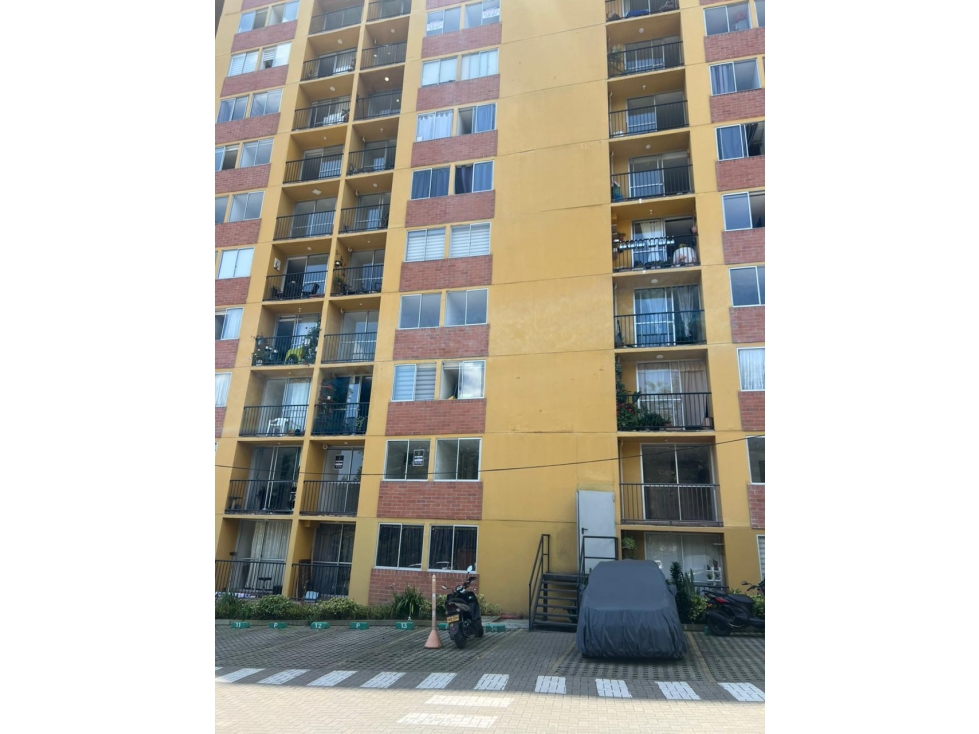Apartamento en venta en La Bermejala, La Estrella · foto 8 de 24