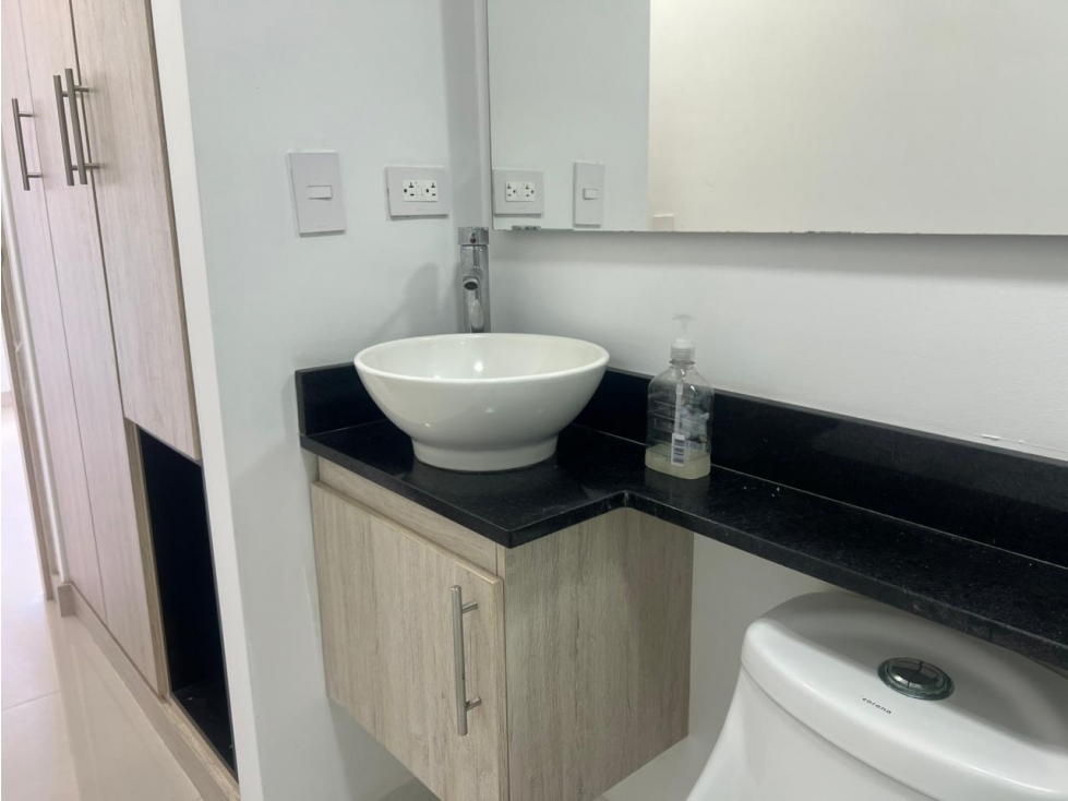 Apartamento en venta en La Bermejala, La Estrella · foto 18 de 24