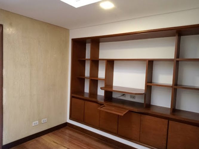 Apartamento de 3 alcobas en venta en Los Rosales, Bogotá, 126 m² · foto 7 de 17