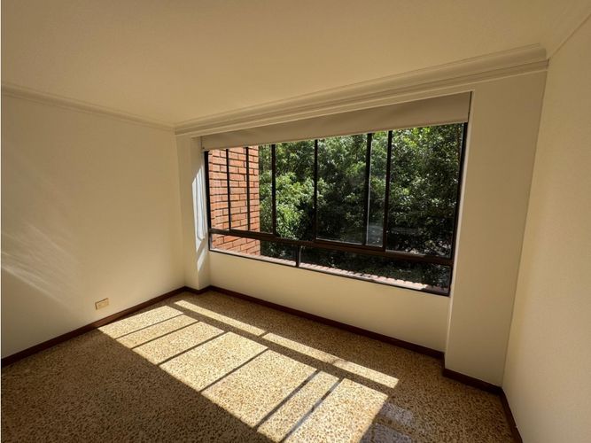 Apartamento de 5 alcobas en venta en La Florida, Medellín, 186 m² · foto 8 de 24