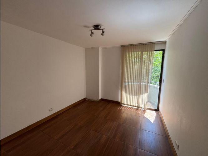 Apartamento de 5 alcobas en venta en La Florida, Medellín, 186 m² · foto 14 de 24