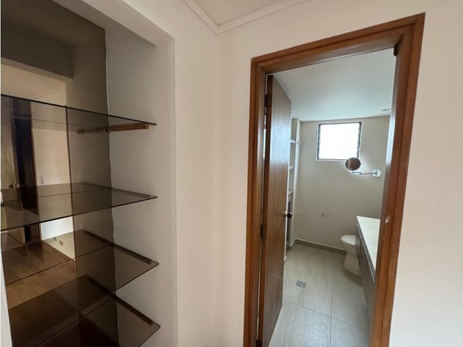 Apartamento de 5 alcobas en venta en La Florida, Medellín, 186 m² · foto 22 de 24