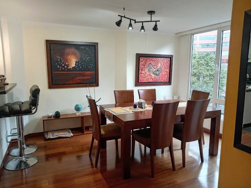 Apartamento en venta en Los Rosales, Bogotá · foto 3 de 13