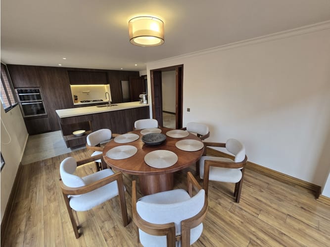 Apartamento de 3 alcobas en venta en Chico Norte, Bogotá, 175 m² · foto 16 de 24