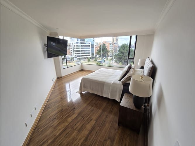 Apartamento de 3 alcobas en venta en Chico Norte, Bogotá, 175 m² · foto 21 de 24