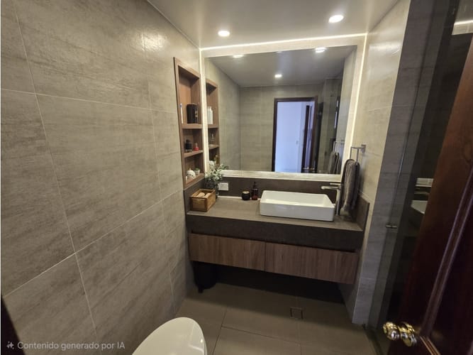 Apartamento de 3 alcobas en venta en Chico Norte, Bogotá, 175 m² · foto 23 de 24