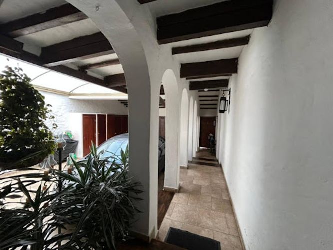 Casa de 5 alcobas en venta en Santa Barbara Central, Bogotá, 273 m² · foto 20 de 24