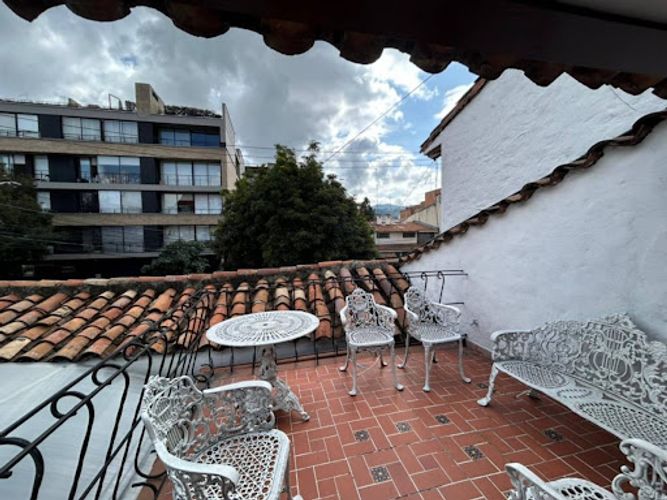 Casa de 5 alcobas en venta en Santa Barbara Central, Bogotá, 273 m² · foto 21 de 24