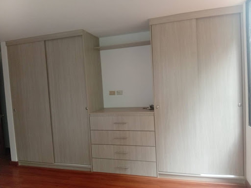 Apartamento en venta en Los Rosales, Bogotá · foto 3 de 12