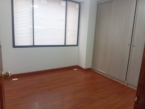 Apartamento en venta en Los Rosales, Bogotá · foto 5 de 12