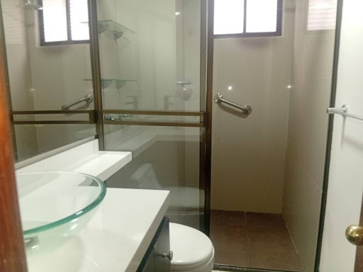 Apartamento en venta en Los Rosales, Bogotá · foto 9 de 12