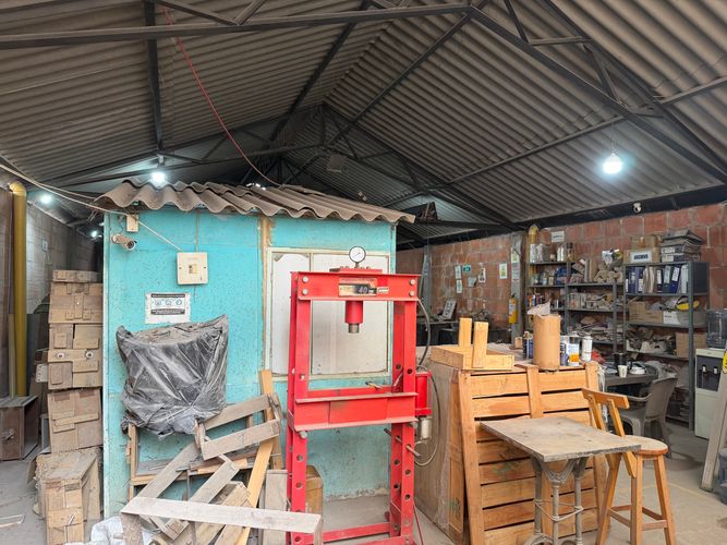 Bodega en venta en El Libertador, Soacha, 170 m² · foto 6 de 8