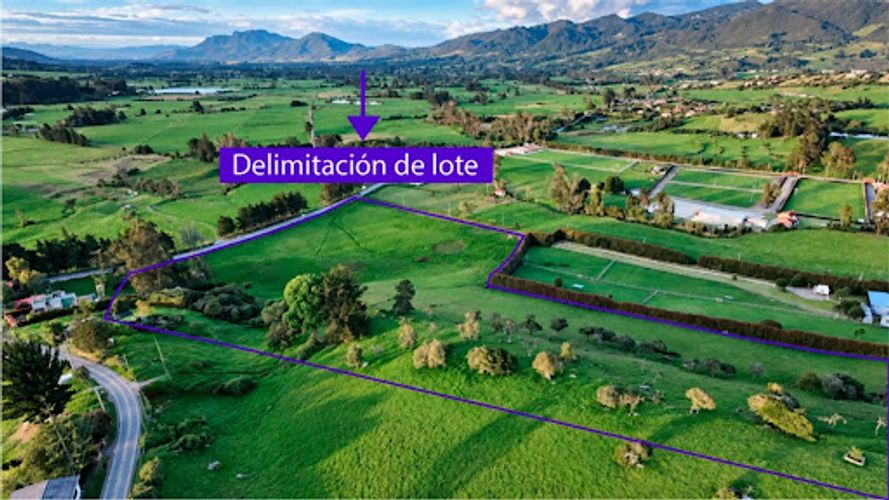 Lote en venta en Paso Real, La Calera, 42400 m² · foto 3 de 4