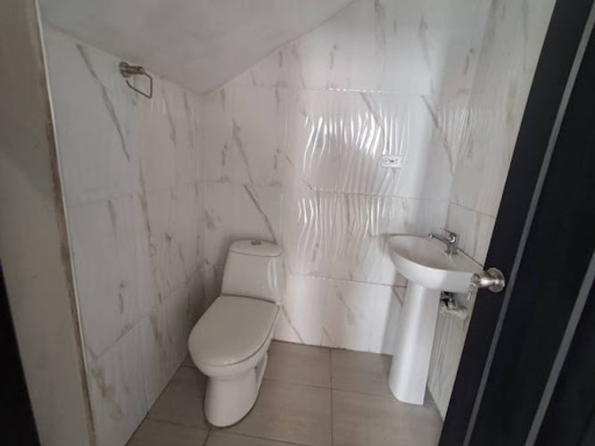 Local en arriendo en La Pilarica, Medellín, 205 m² · foto 11 de 16