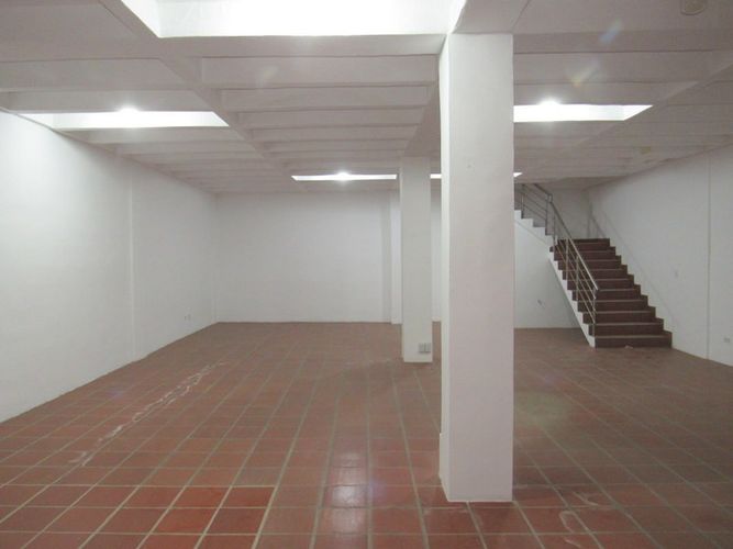 Bodega en arriendo en Chimita Zona Industrial, Girón, 180 m² · foto 4 de 10