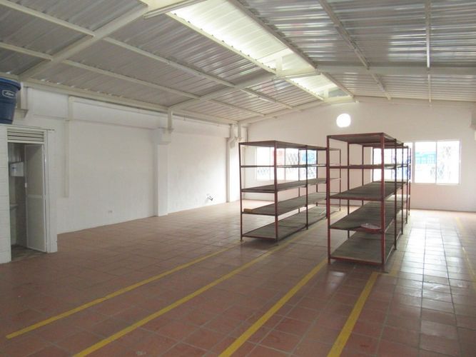 Bodega en arriendo en Chimita Zona Industrial, Girón, 180 m² · foto 8 de 10